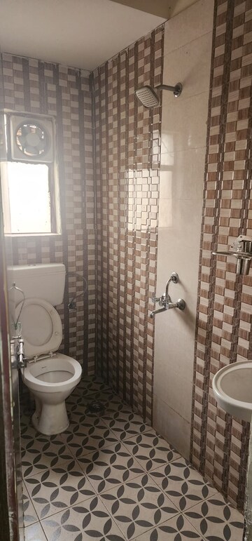Bathroom in 1 BHK Apartment at Tata Primanti-Tower Residences, Sector 72 – for Rent