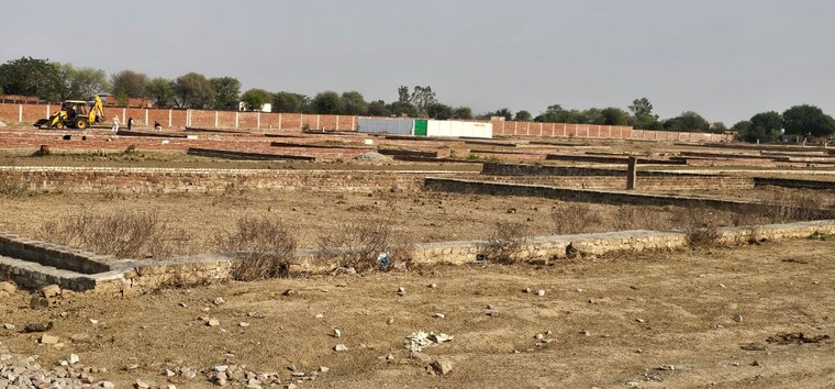 undefined, chunar  1000 Sq.Ft. Plot In Chunar Mirzapur 8801724