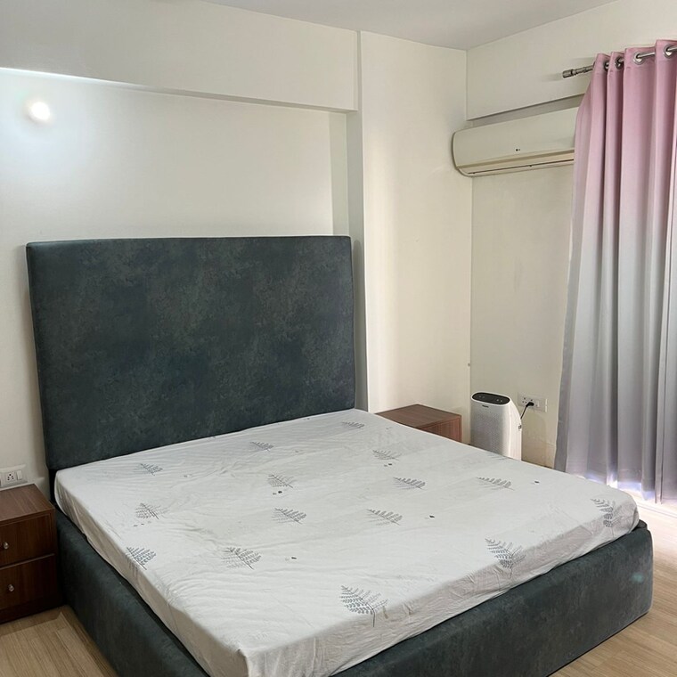 Bedroom, dlf-regal-gardens 3 Bedroom 1818 Sq.Ft. Apartment In Sector 90 Gurgaon 8801727