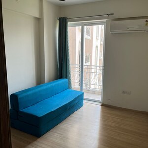 Room in 3 BHK Apartment at DLF Regal Gardens, Sector 90 – for Sale