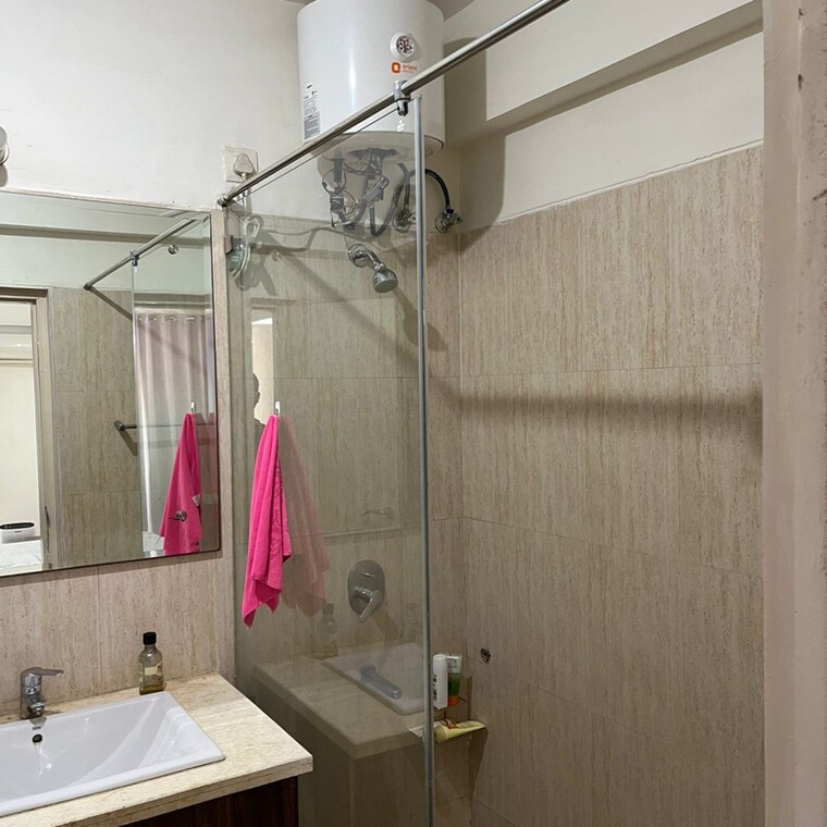 Bathroom, dlf-regal-gardens 3 Bedroom 1818 Sq.Ft. Apartment In Sector 90 Gurgaon 8801727