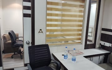 Office Space For Rent in Trimurti Nagar