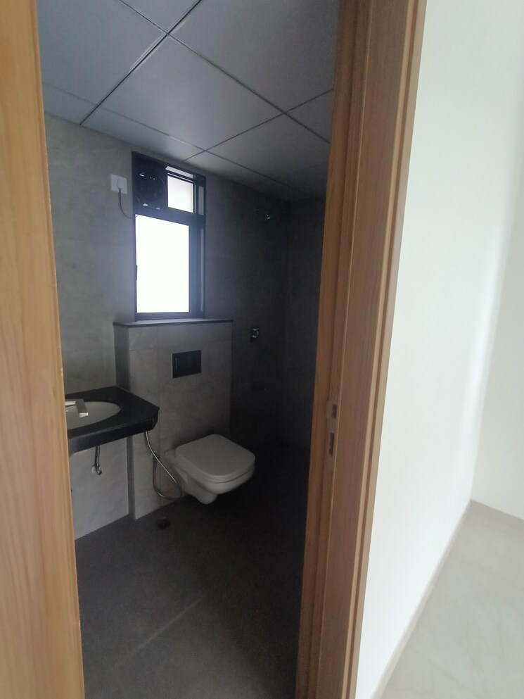 Bathroom, godrej-urban-park 3 Bedroom 944 Sq.Ft. Apartment In Chandivali Mumbai 8801733