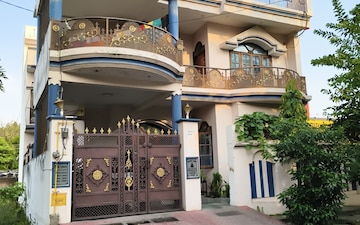 3.5 BHK Independent House For Sale in Kanpur Road