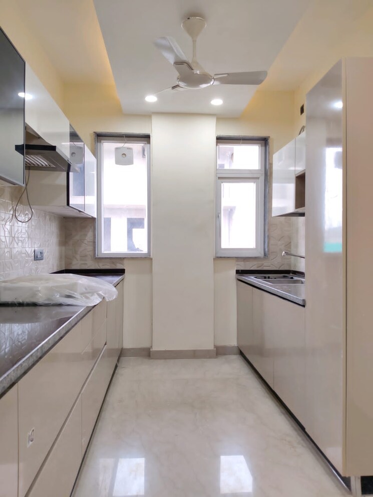 Kitchen, bptp-amstoria-country-floor 3 Bedroom 2028 Sq.Ft. Builder Floor In Sector 102 Gurgaon 8801740