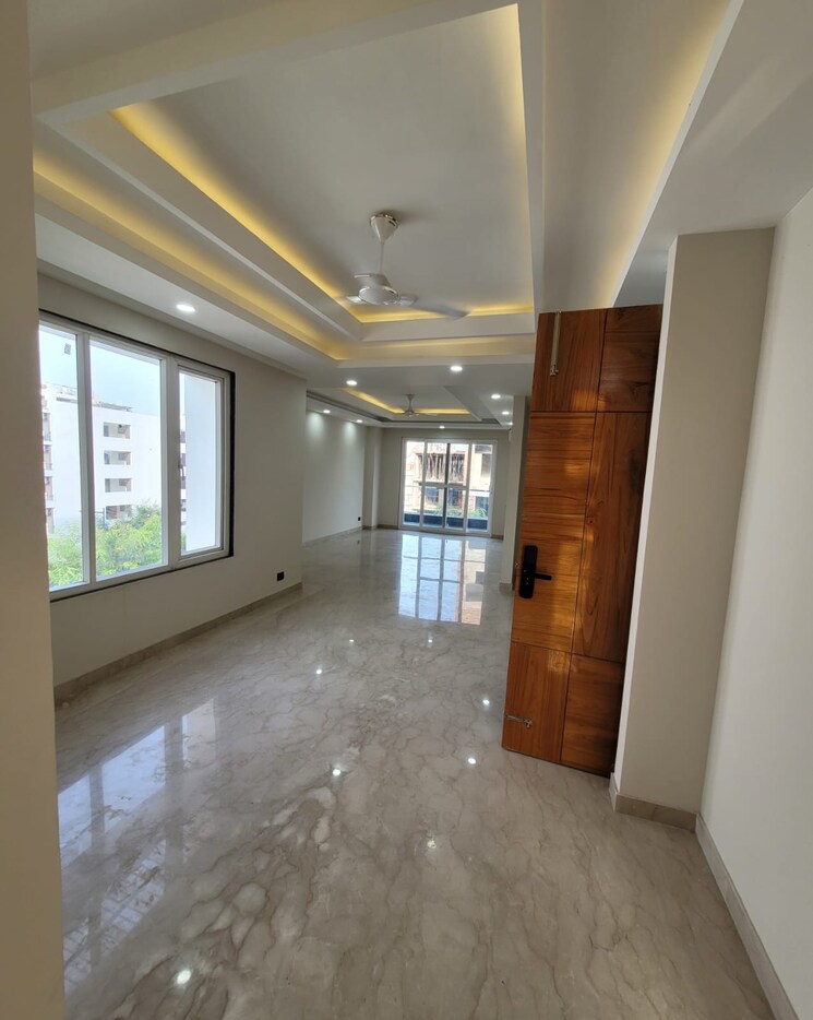 Room, bptp-amstoria-country-floor 3 Bedroom 2028 Sq.Ft. Builder Floor In Sector 102 Gurgaon 8801740