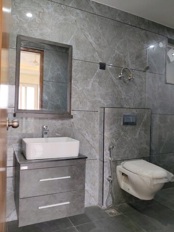 Bathroom in 3 BHK Builder Floor at BPTP Amstoria Country Floor, Sector 102 – for Rent