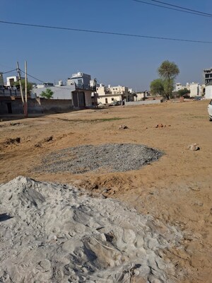  Plot For Sale in Bhondsi