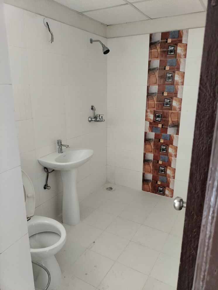 Bathroom, paramount-emotions 2 Bedroom 1075 Sq.Ft. Apartment In Sector 1 Greater Noida Greater Noida 8801749