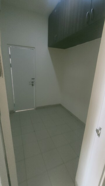 Furnished Amenities in 3 BHK Apartment at Emaar MGF The Palm Drive Villas, Sector 66 – for Rent