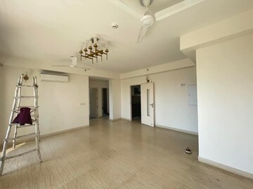 Room in 3 BHK Apartment at Conscient Heritage Max, Sector 102 – for Rent