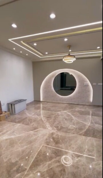 4 BHK Builder Floor For Sale in Pitampura