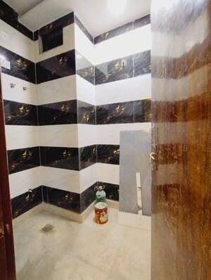 Bathroom in 2 BHK Builder Floor at Uttam Nagar West – for Sale