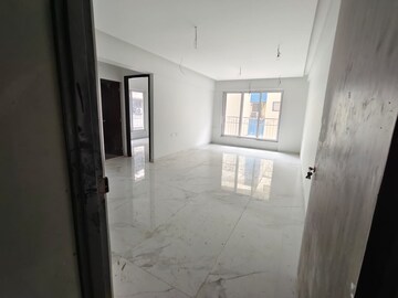 Room in 2 BHK Apartment at Saagar Durva, Andheri West – for Sale