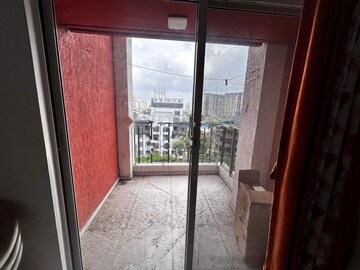 Room in 2 BHK Apartment at Godrej Elements, Hinjewadi – for Rent