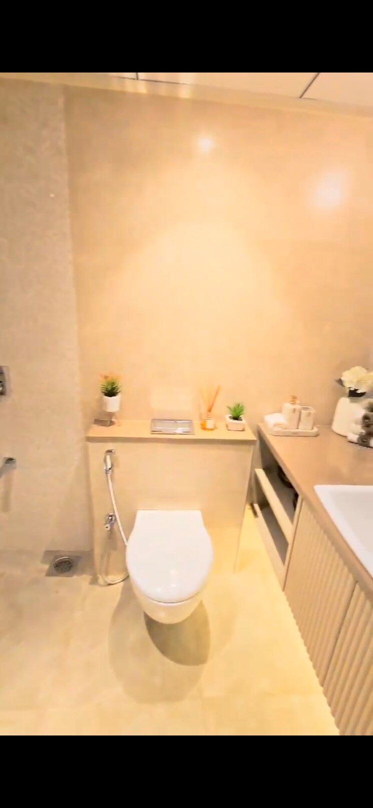 Bathroom, kalpataru-vivant 1 Bedroom 439 Sq.Ft. Apartment In Jogeshwari East Mumbai 8801838