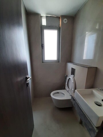 Bathroom in 3 BHK Apartment at Sheth Beaumonte, Sion East – for Sale