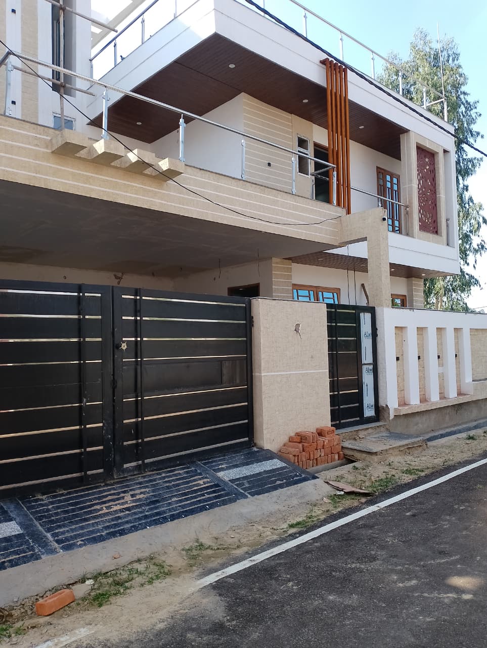 2 BHK + Extra Room Villa For Sale in R T Property 