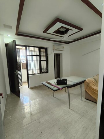 Bedroom in 3 BHK Builder Floor at Green Fields Colony – for Sale
