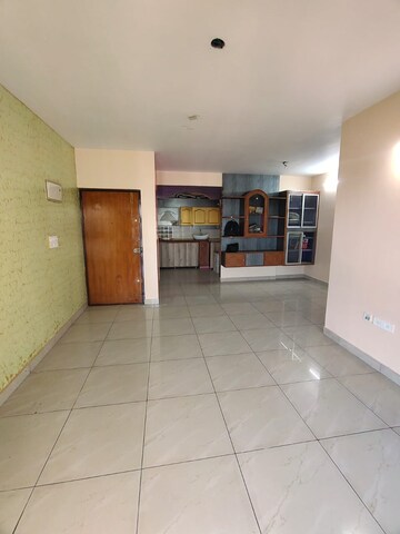 Room in 2 BHK Apartment at Shriram Symphonye, Talaghattapura – for Rent