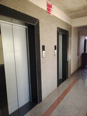 Lift in 2 BHK Apartment at Shriram Symphonye, Talaghattapura – for Rent