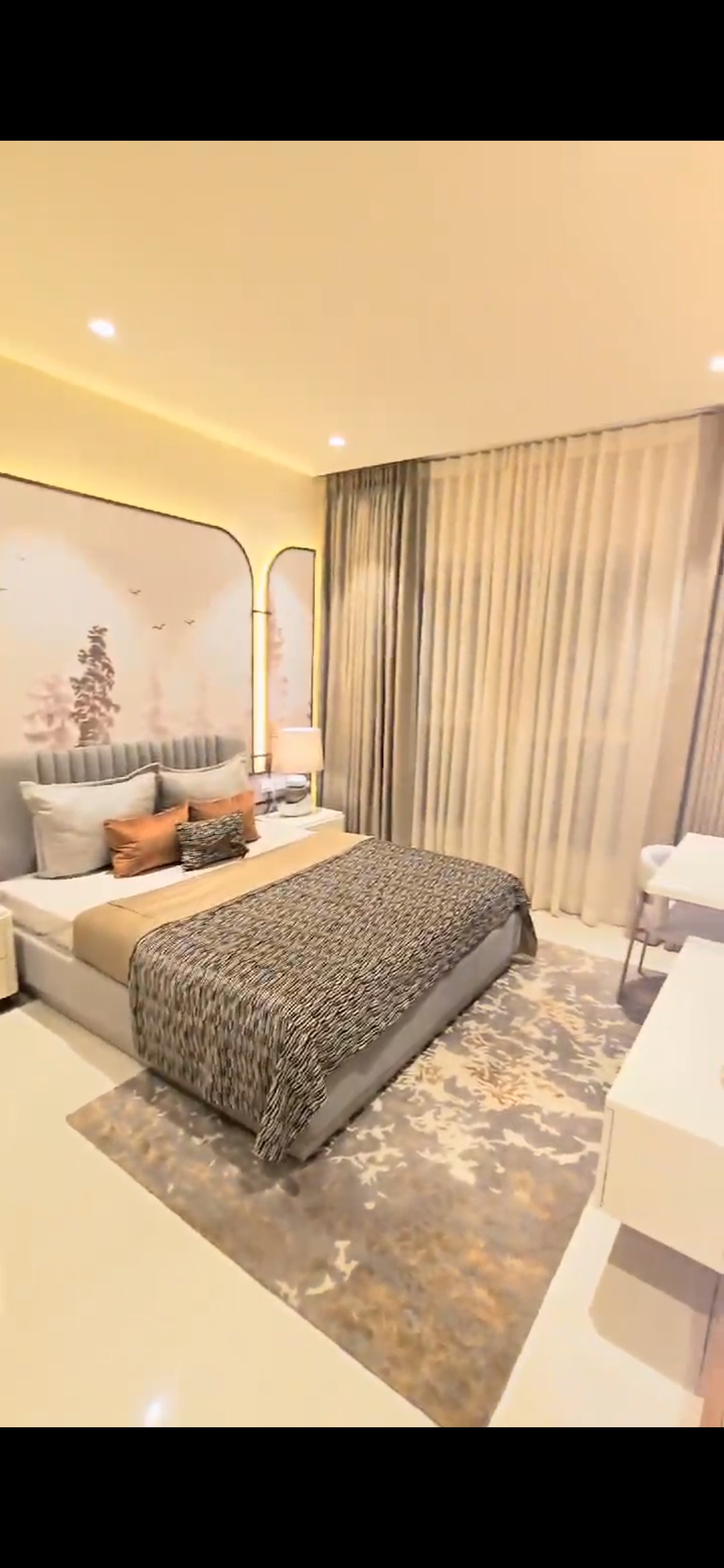 2 BHK Apartment For Sale in Kalpataru Vivant