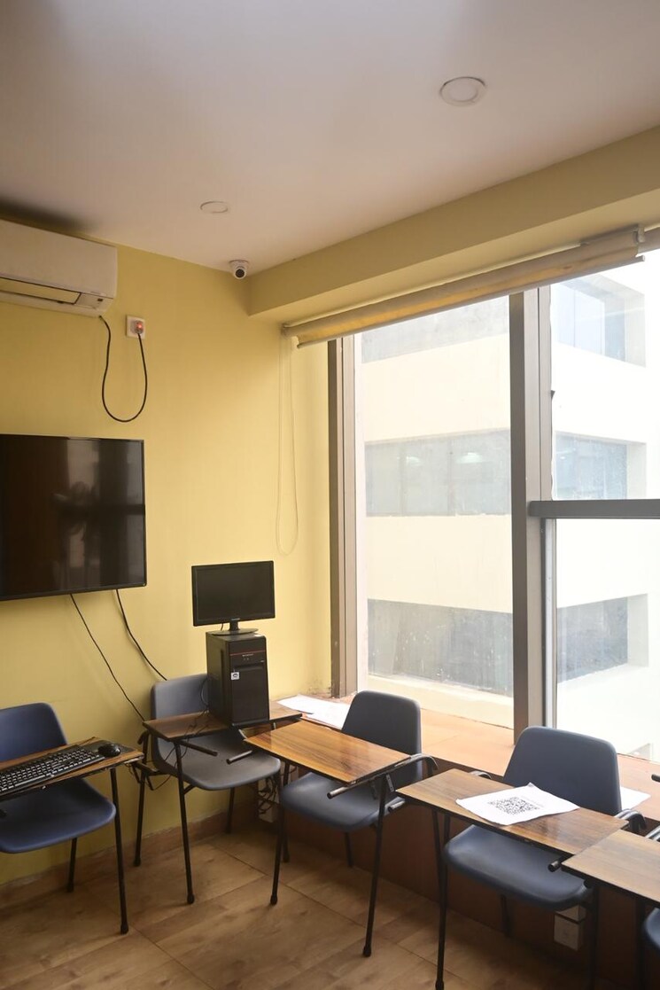 Team Area, new town Commercial Office Space 1145 Sq.Ft. In New Town Kolkata 8801875