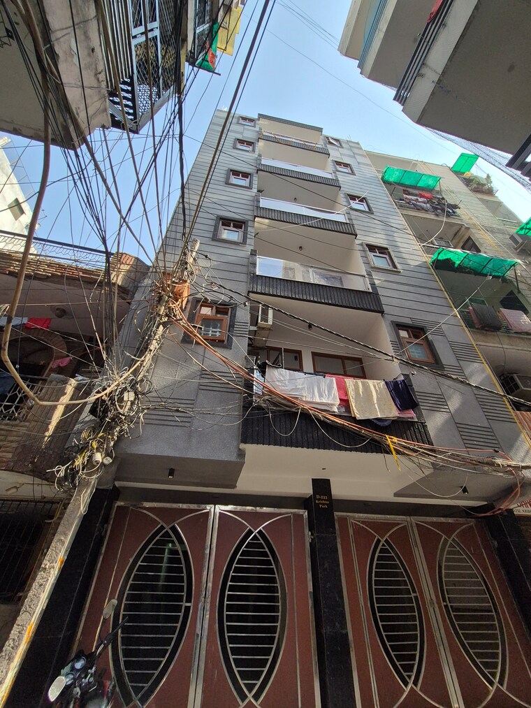 Exterior View, krishna park 4 Bedroom 125 Sq.Yd. Builder Floor In Krishna Park Delhi 8801959