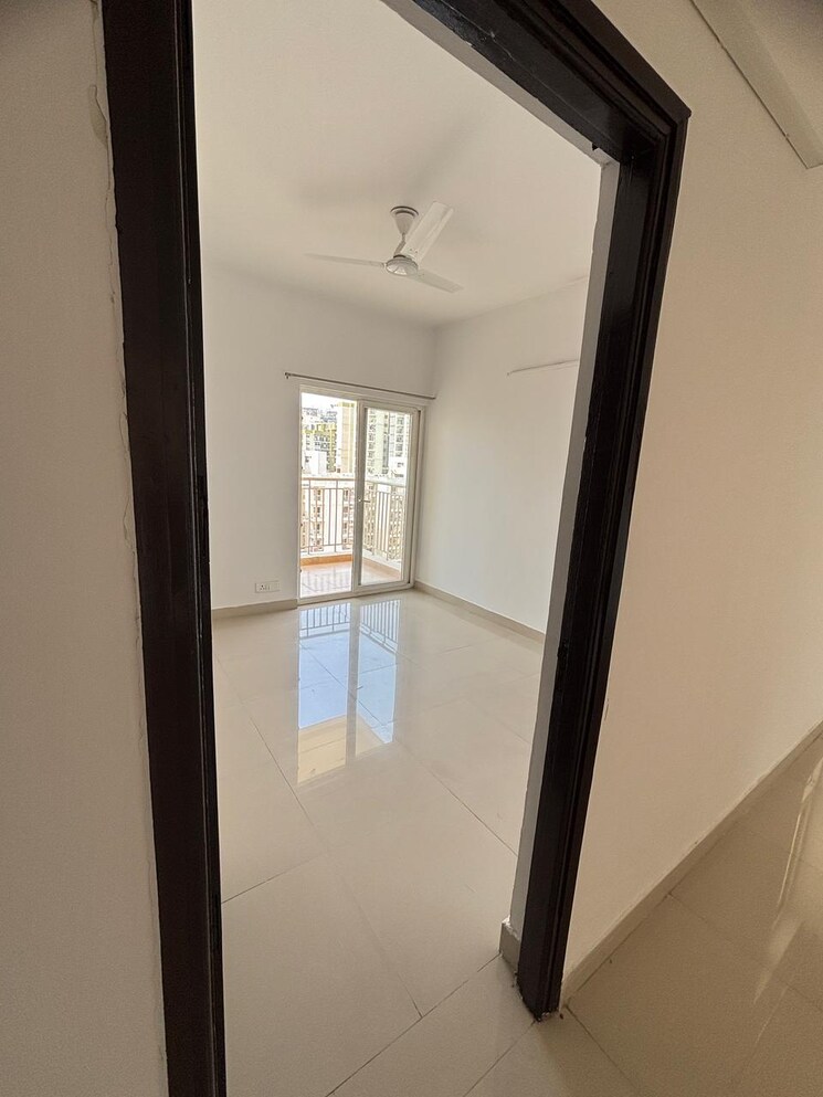 Room, paramount-emotions 3 Bedroom 1160 Sq.Ft. Apartment In Sector 1 Greater Noida Greater Noida 8801941