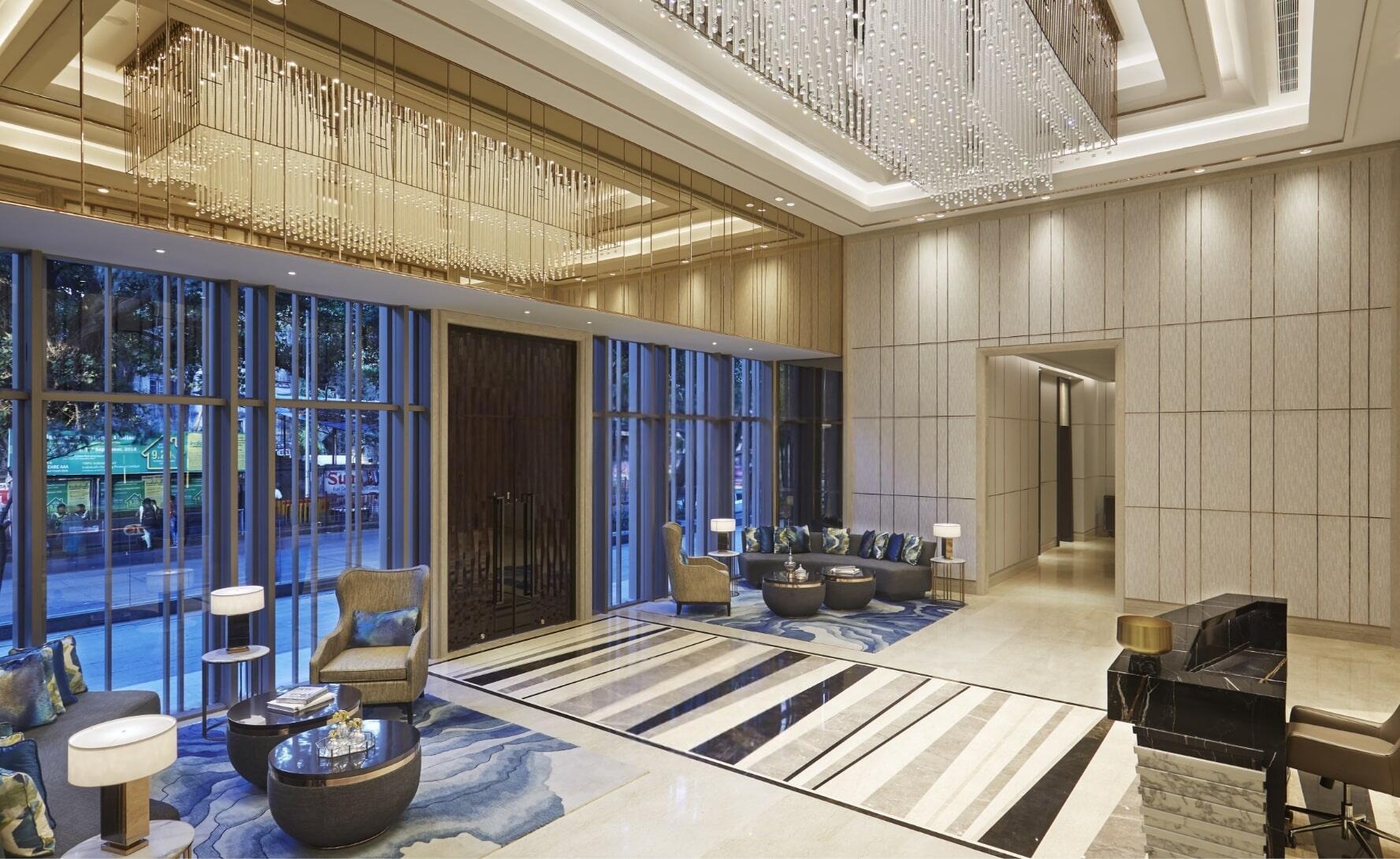 5 BHK + Servant Room,Study Room Apartment For Sale in Sheth Beaumonte