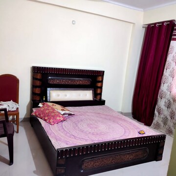 Bedroom in 2 BHK Builder Floor at Gomti Nagar – for Rent