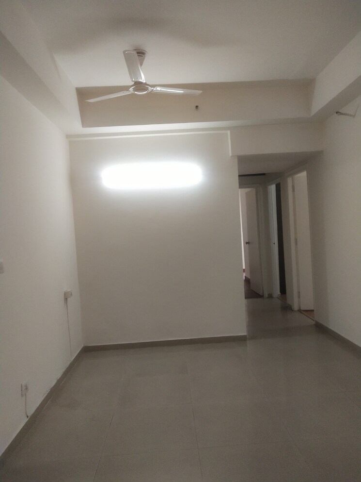 Room, moti nagar 3 Bedroom 1600 Sq.Ft. Apartment In Moti Nagar Delhi 8801974