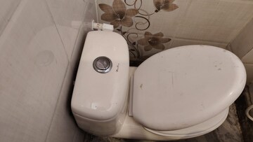 Bathroom in 2 BHK Builder Floor at Palam Colony – for Rent
