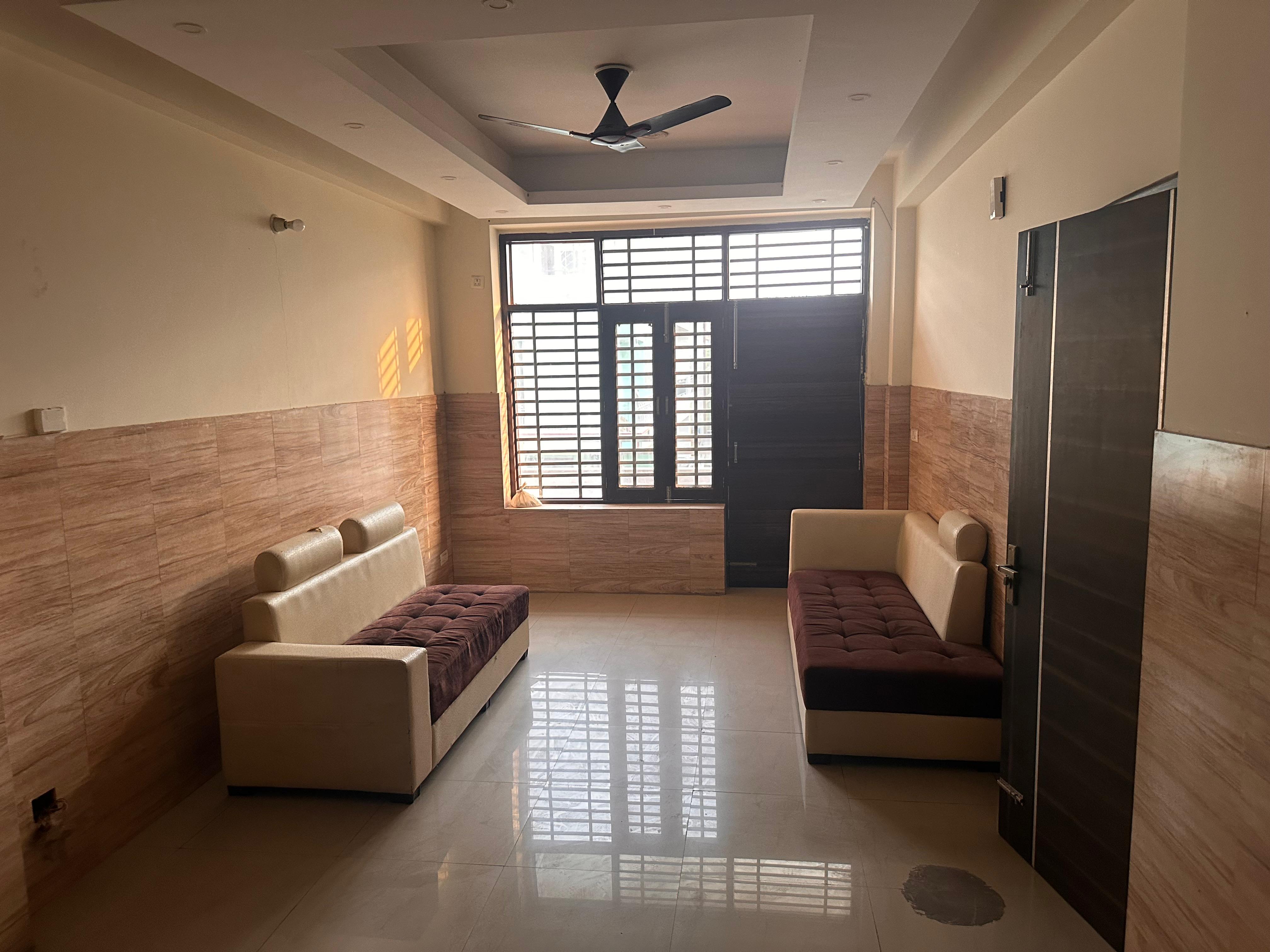 3 BHK Independent House For Rent in Sector 105