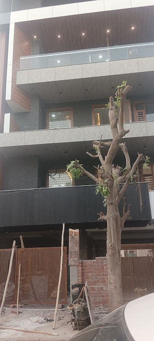 4 BHK Builder Floor For Sale in Parklands, Sector 85