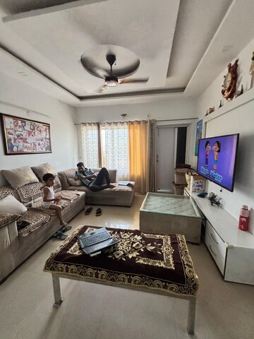 Living Room in 3 BHK Builder Floor at BPTP Amstoria, Sector 102 – for Rent