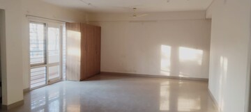 Room in 3 BHK Apartment at Citrus Aries Lakeview, Jakkuru – for Rent