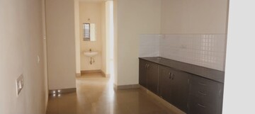 Room in 3 BHK Apartment at Citrus Aries Lakeview, Jakkuru – for Rent