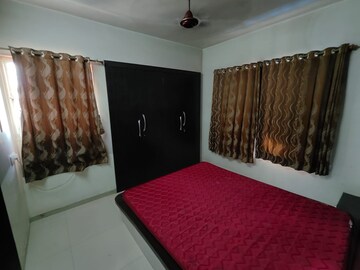 Bedroom in 2 BHK Apartment at Mahalaxmi Tower Kasarvadavali, Kasarvadavali – for Rent