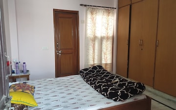 1 BHK Independent House For Rent in Sector 56