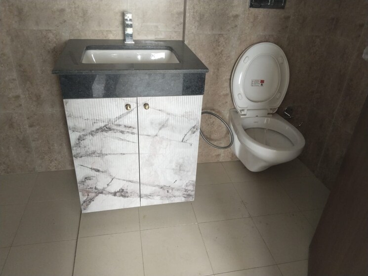 Bathroom, pareena-coban-residences 3 Bedroom 1997 Sq.Ft. Apartment In Sector 99a Gurgaon 8802078