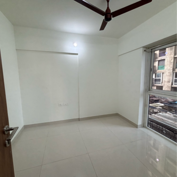 Room in 2 BHK Apartment at Shapoorji Pallonji Siennaa Wing F, Samata Nagar – for Rent