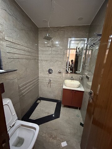 Bathroom in 3 BHK Builder Floor at Sector 57 – for Rent