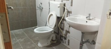 Bathroom in 2 BHK Apartment at Citrus Aries Lakeview, Jakkuru – for Rent