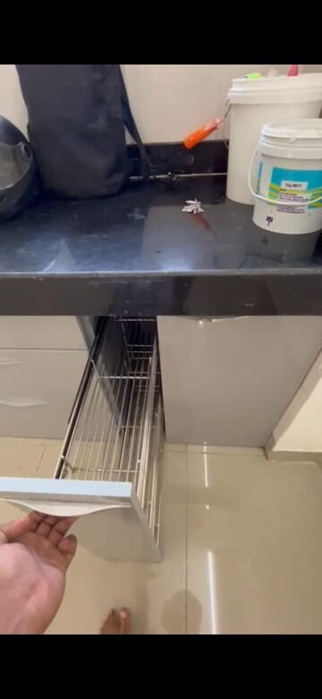 Furnished Amenities in 1 BHK Apartment at Goregaon West – for Rent