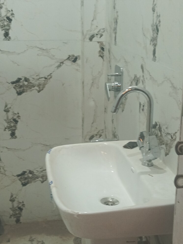 Bathroom, jankipuram 3 Bedroom 1200 Sq.Ft. Villa In Jankipuram Lucknow 7317086