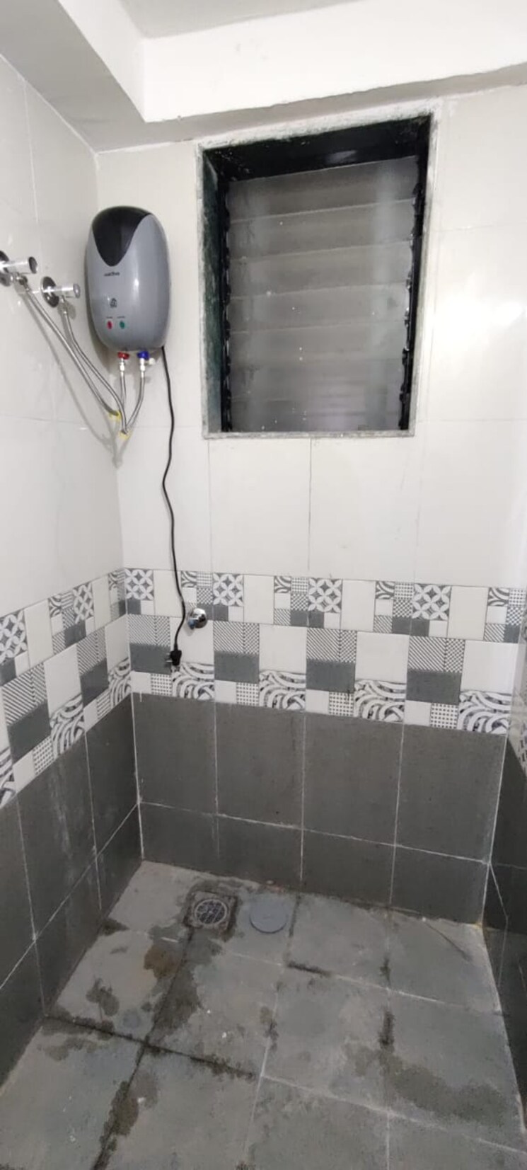 Bathroom, goregaon west 1 Bedroom 480 Sq.Ft. Apartment In Goregaon West Mumbai 8802147
