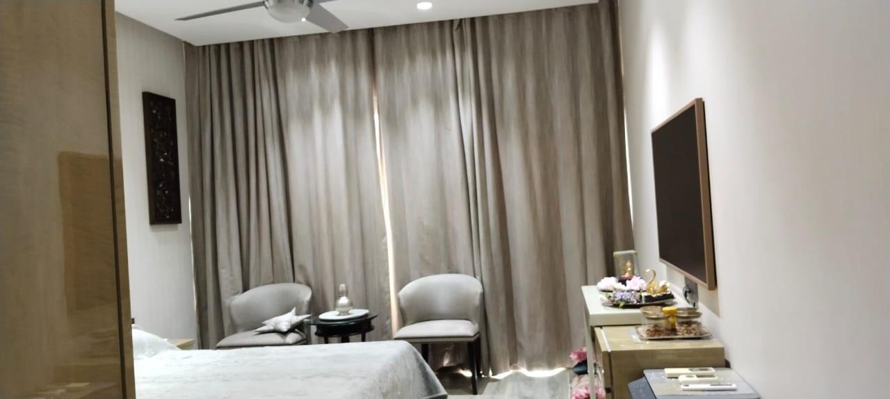 2 BHK + Servant Room 777 Sq.Ft. Apartment in Rustomjee Paramount