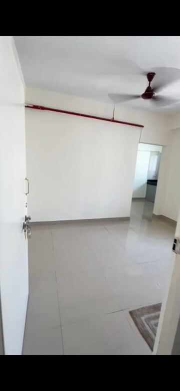 1 BHK Apartment For Rent in Goregaon West