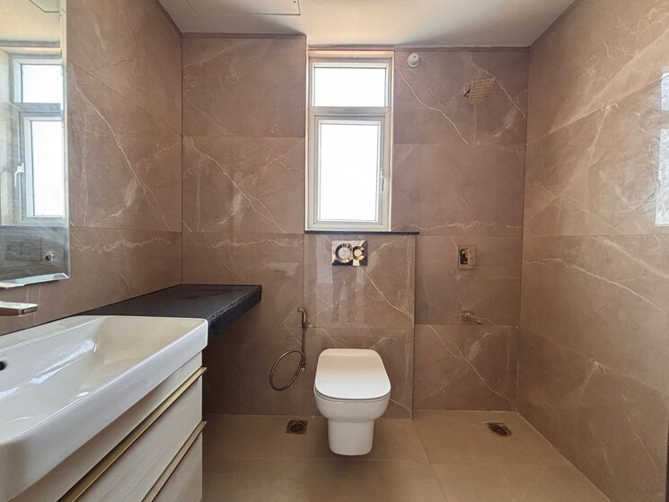 Bathroom, smart-world-orchard 3.5 Bedroom 1679 Sq.Ft. Builder Floor In Sector 61 Gurgaon 8802159